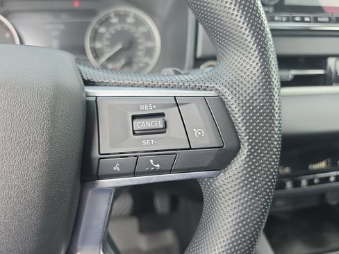 Used 2024 Mitsubishi Outlander ES FWD image 21