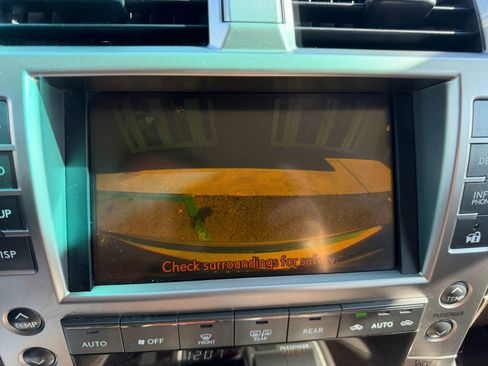 Used 2010 Lexus GX 460 image 43