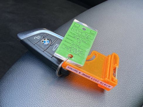 Used 2023 BMW 430i Convertible w/ Premium Package image 31