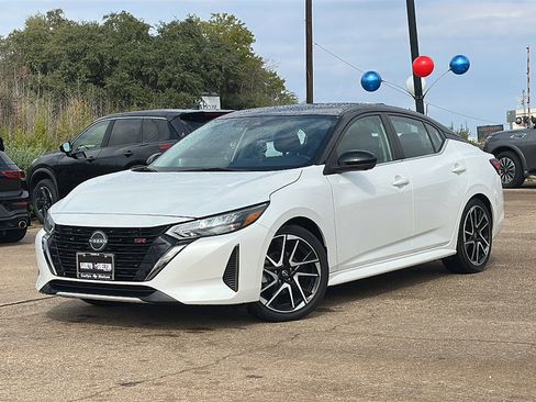 Certified 2024 Nissan Sentra SR w/ SR Premium Package image 2