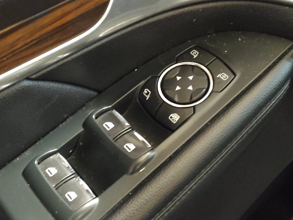 Used 2019 Ford Explorer Limited w/ Class III Trailer Tow Package FWD image 27