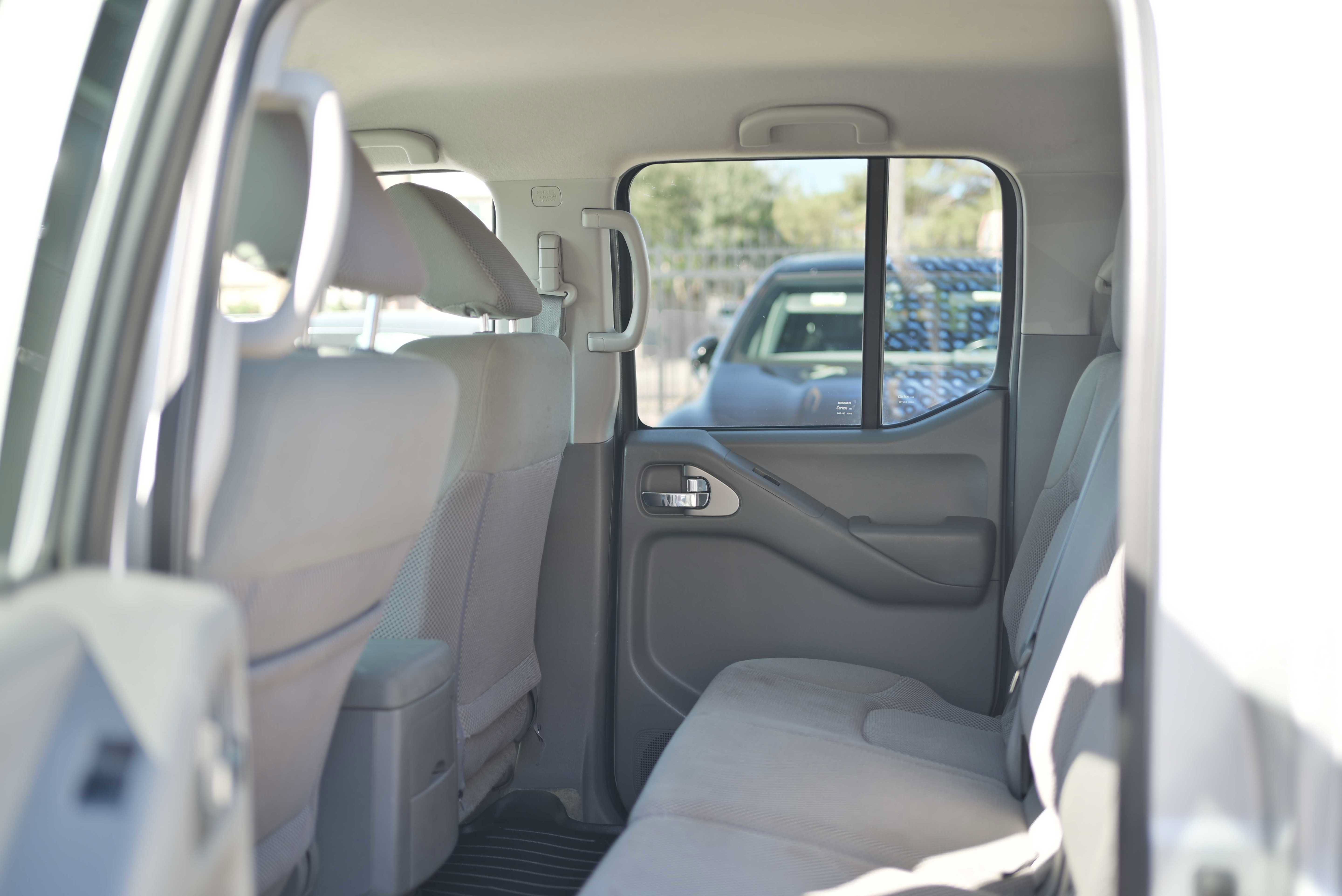 Used 2016 Nissan Frontier SV AWD/4WD image 12