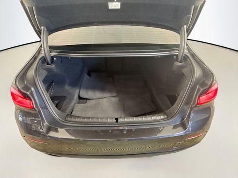 Used 2023 BMW 530i RWD image 35