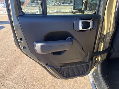 New 2026 Jeep Gladiator Sport image 22