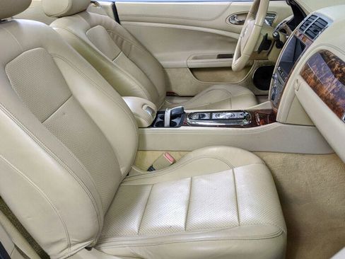 Used 2010 Jaguar XK Convertible image 26