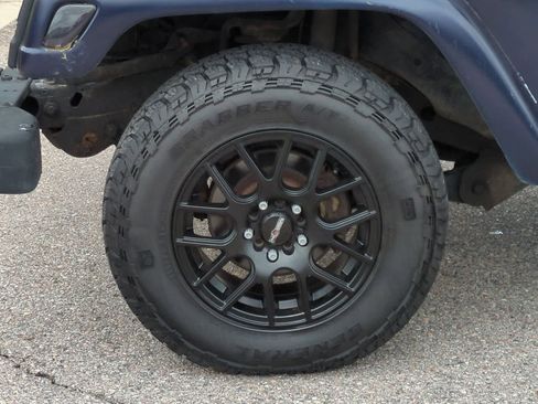 Used 2003 Jeep Wrangler X AWD/4WD image 13