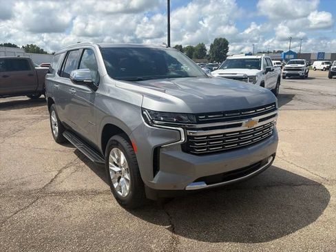 Used 2024 Chevrolet Tahoe Premier AWD/4WD image 8