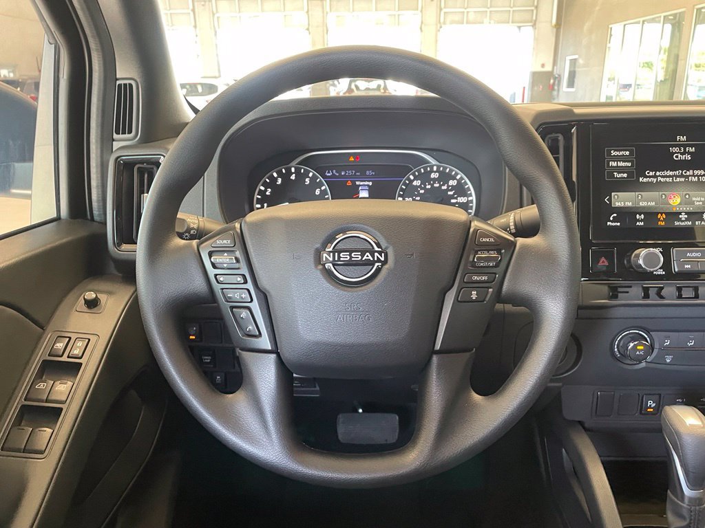 Used 2026 Nissan Frontier SV w/ Tow Package RWD image 13