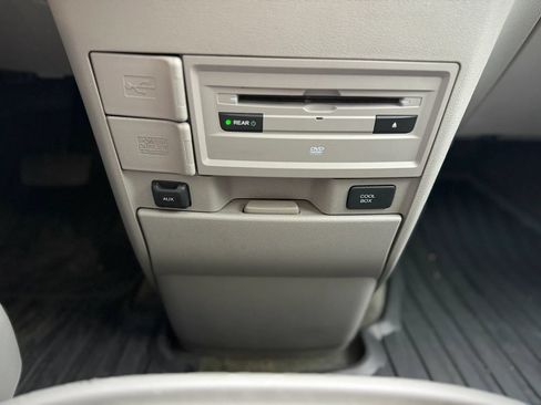 Used 2016 Honda Odyssey Touring image 14