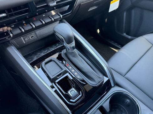 New 2026 GMC Canyon Elevation w/ Convenience Package RWD image 29