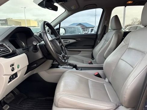 Used 2020 Honda Pilot Elite image 12