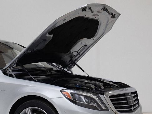 Used 2014 Mercedes-Benz S 63 AMG 4MATIC Sedan image 33