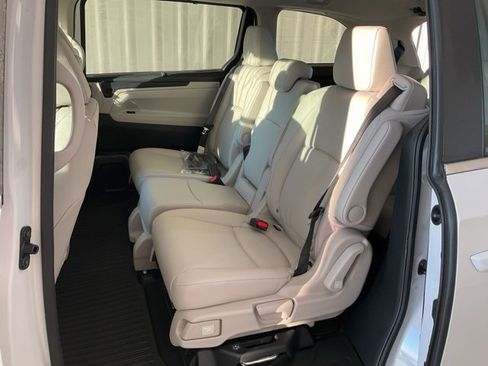 New 2026 Honda Odyssey EX-L image 16