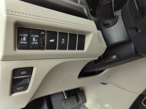 New 2026 Honda Odyssey EX-L image 23