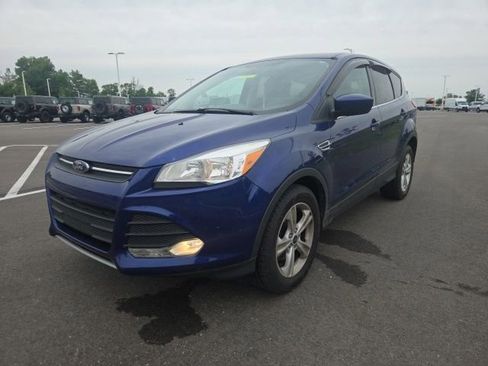 Used 2014 Ford Escape SE FWD image 2
