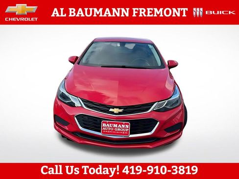 Used 2018 Chevrolet Cruze LT FWD image 14