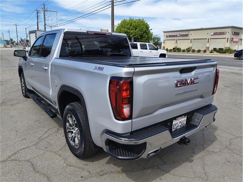 Used 2019 GMC Sierra 1500 SLE w/ SLE Value Package image 14