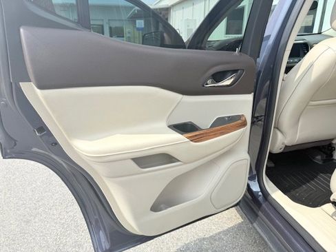 Used 2019 GMC Acadia Denali FWD image 11