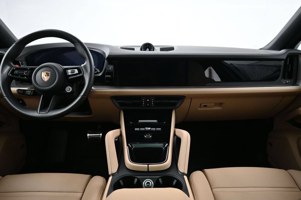 Certified 2026 Porsche Cayenne S AWD/4WD image 9