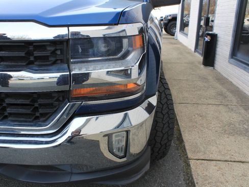 Used 2018 Chevrolet Silverado 1500 LT w/ All Star Edition image 3