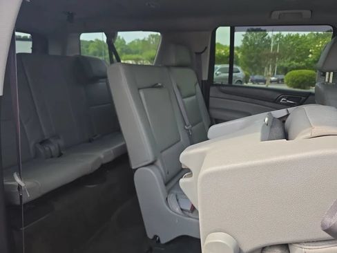 Used 2017 Chevrolet Suburban LT AWD/4WD image 47