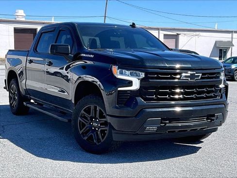 Used 2022 Chevrolet Silverado 1500 RST image 1