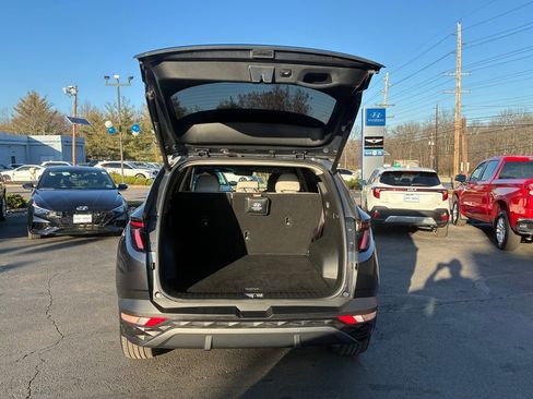 Used 2023 Hyundai Tucson Limited image 11