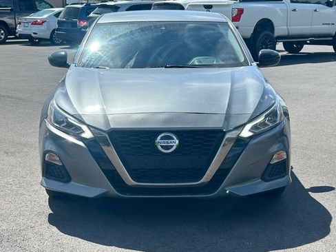 Used 2020 Nissan Altima 2.5 SR FWD image 9