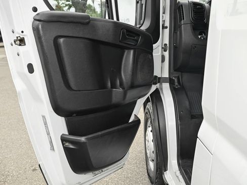 Used 2023 RAM ProMaster 3500 FWD image 17