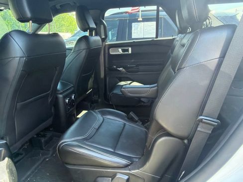 Used 2023 Ford Explorer ST w/ Equipment Group 401A AWD/4WD image 8