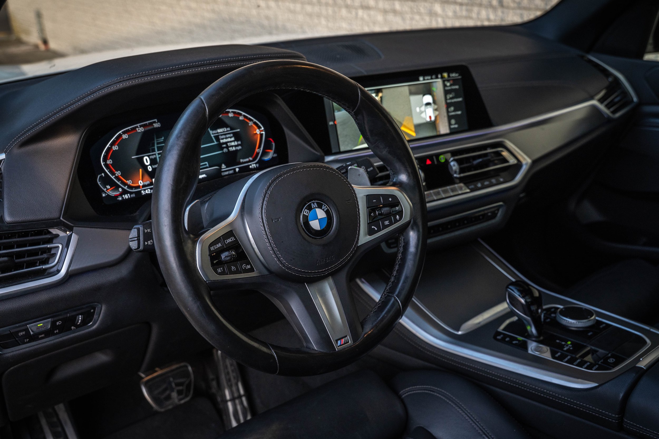 Used 2022 BMW X5 sDrive40i w/ M Sport Package RWD image 3