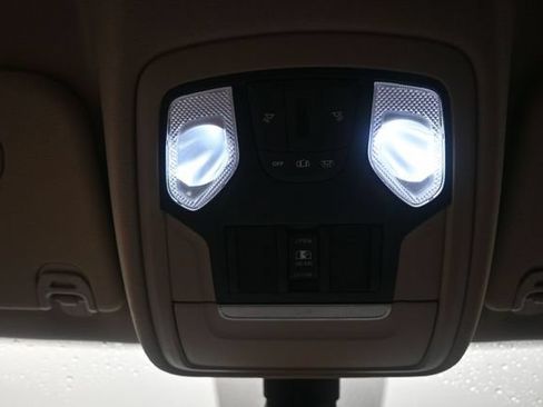 Used 2020 RAM 1500 Big Horn AWD/4WD image 16