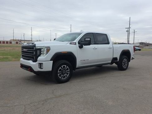 Used 2023 GMC Sierra 2500 AT4 w/ Gooseneck/5TH Wheel Package image 2