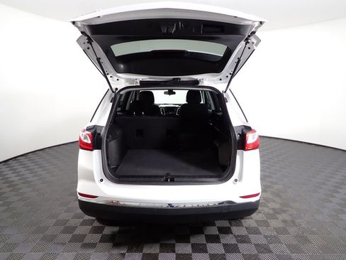 Used 2020 Chevrolet Equinox LT image 12