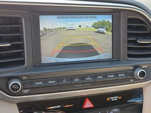 Used 2020 Hyundai Elantra SEL FWD image 33