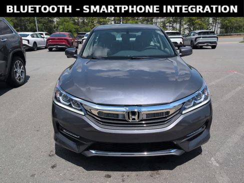 Used 2016 Honda Accord EX-L image 2