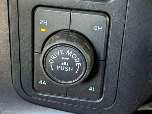 Certified 2023 Ford F150 Lariat w/ Equipment Group 502A High image 30