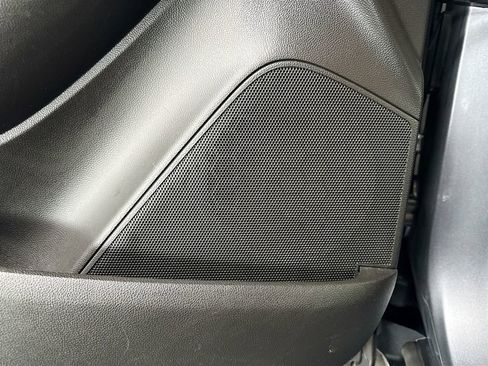 Used 2019 Buick Encore Essence AWD/4WD image 16