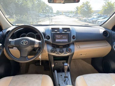 Used 2010 Toyota RAV4 2WD w/ Base L4 Extra Value Pkg image 27