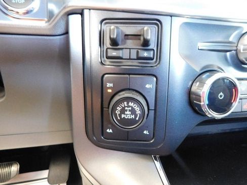 New 2025 Ford F150 Lariat w/ Equipment Group 501A Mid image 23