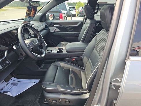 Certified 2024 GMC Acadia Denali w/ Super Cruise Package image 14