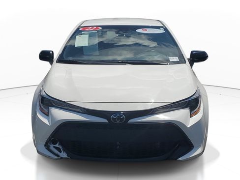 Used 2022 Toyota Corolla SE FWD image 2