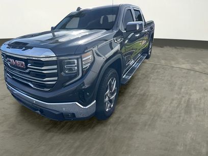 Used 2022 GMC Sierra 1500 SLT w/ SLT Premium Plus Package