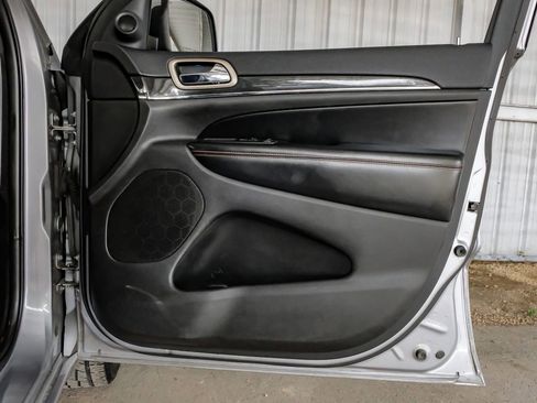 Used 2016 Jeep Grand Cherokee Limited 75th Anniversary image 46