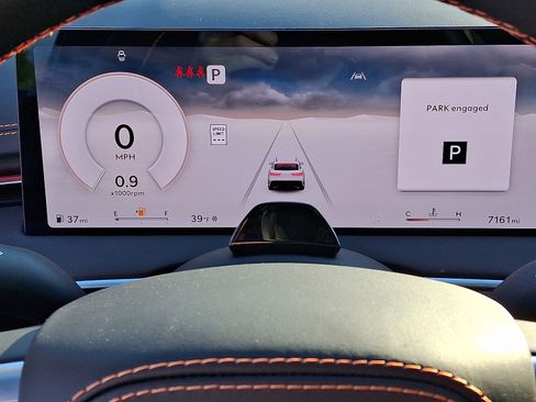 Certified 2026 Genesis GV70 2.5T Sport Prestige image 25