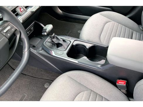 Used 2025 Kia K4 EX FWD image 15