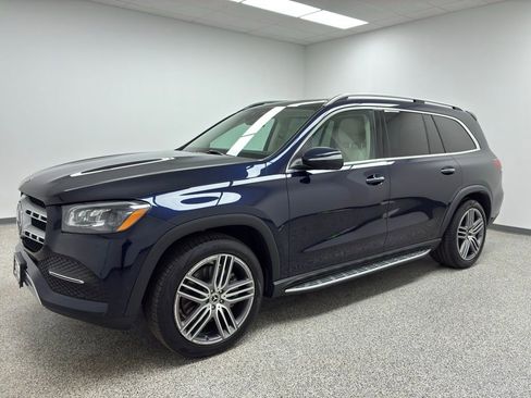 Used 2022 Mercedes-Benz GLS 450 4MATIC image 5
