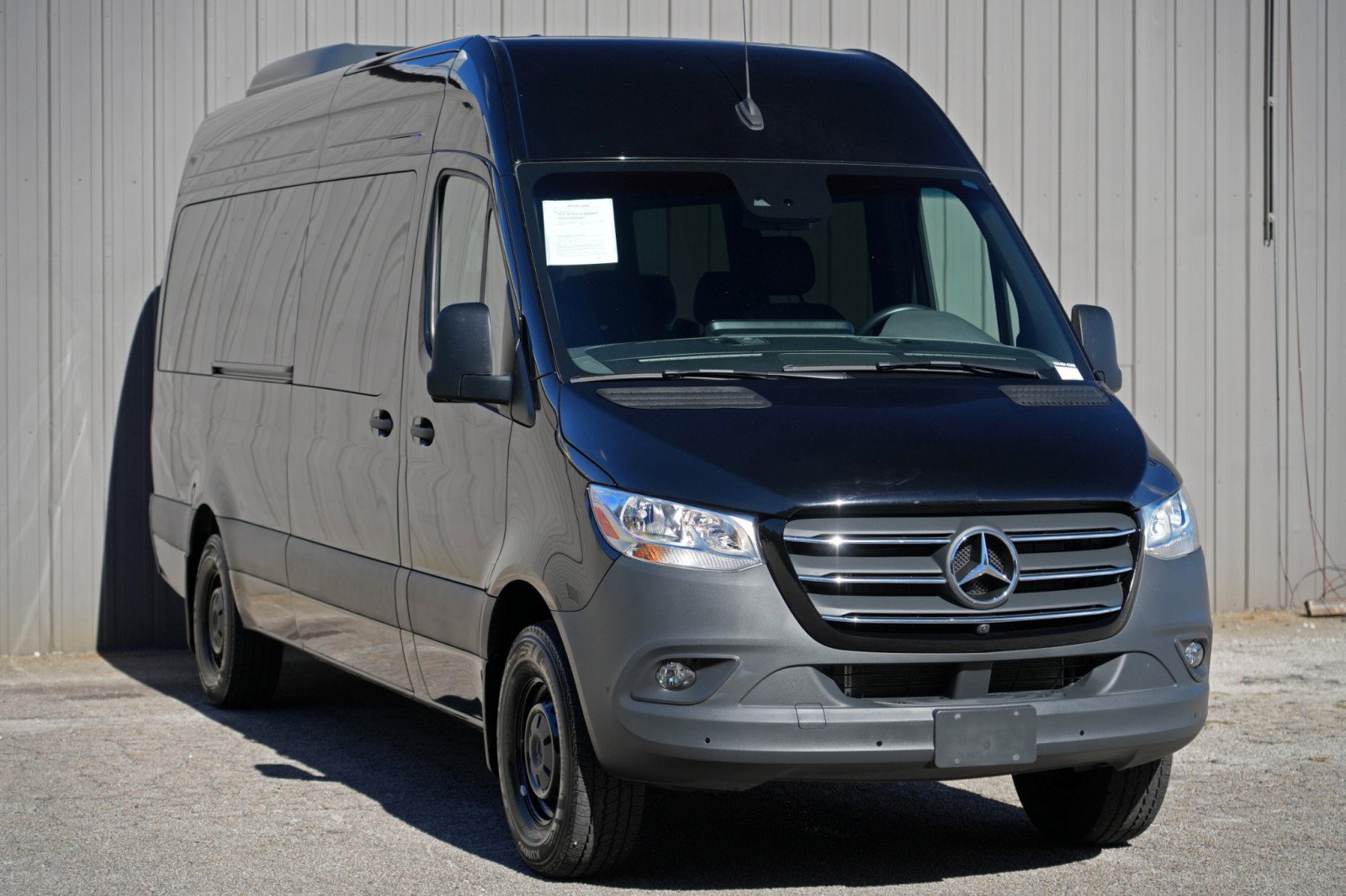 Used 2024 Mercedes-Benz Sprinter 2500 image 50