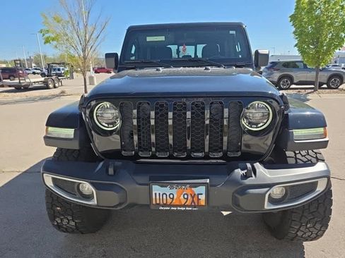Used 2022 Jeep Gladiator Sport image 3