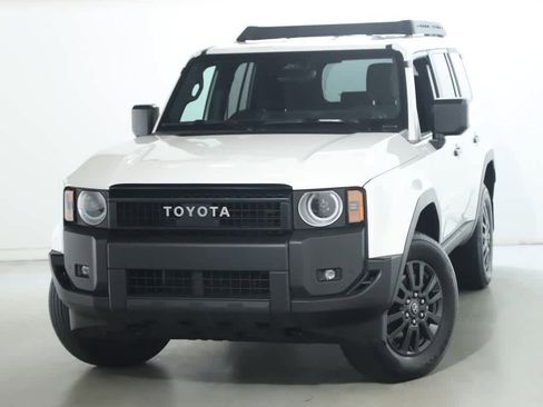 Used 2025 Toyota Land Cruiser 1958 image 2